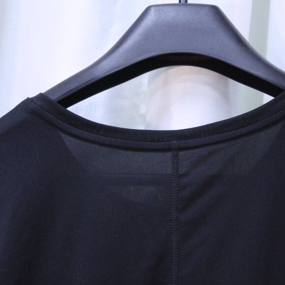 Nike Black Tee with White Swoosh - Picture 6 of 8
